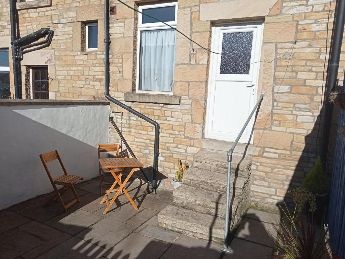 Rowland House - Central Skipton, Dales Gateway Екстериор снимка